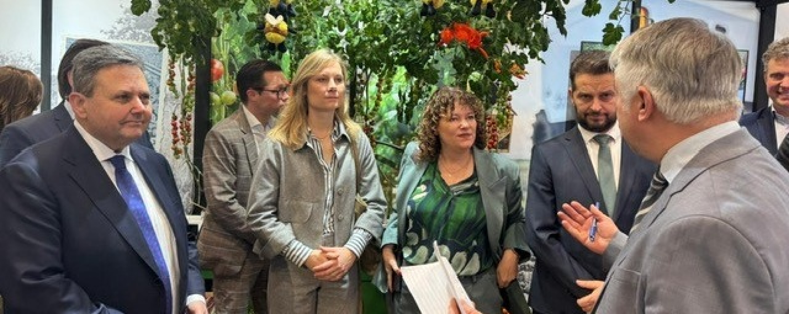 Nederlandse tuinbouwsector onderstreept belang van innovatie en samenwerking voor voedselzekerheid op Grüne Woche